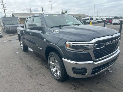 New 2026 RAM 1500 Big Horn AWD/4WD image 11