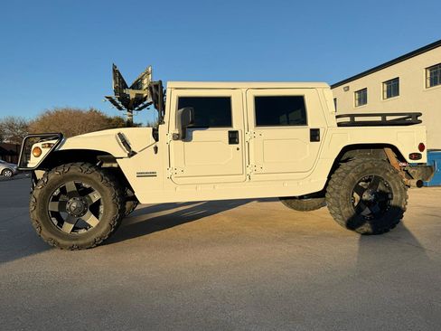 Used 2001 HUMMER H1 4-Door Hard Top image 9