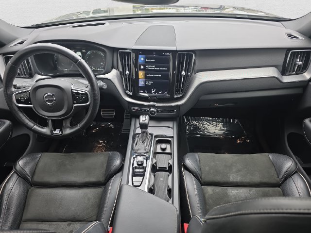 Used 2018 Volvo XC60 T6 R-Design w/ Convenience Package AWD/4WD image 9