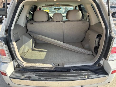 Used 2010 Mercury Mariner Premier image 19