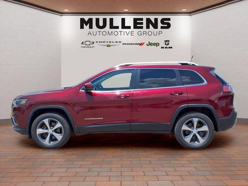 Used 2019 Jeep Cherokee Limited AWD/4WD image 8