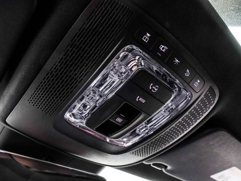 Used 2025 Mercedes-Benz CLA 250 image 34