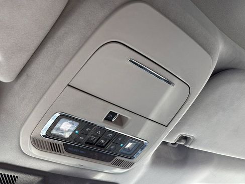 Used 2022 Ford F150 Limited image 22