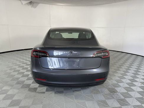 Used 2019 Tesla Model 3 RWD image 7