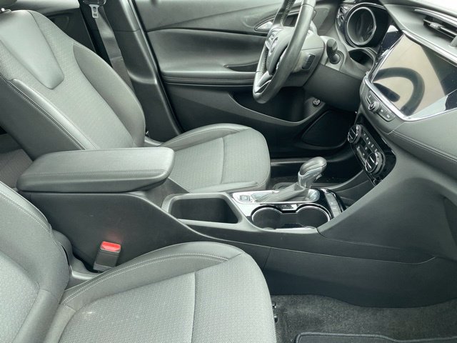 Used 2023 Buick Encore GX Select w/ Sport Touring Package FWD image 10