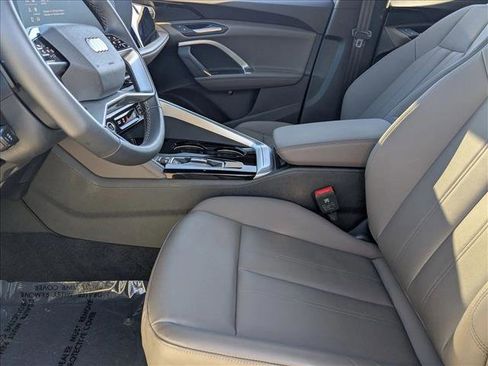 Certified 2025 Audi Q5 Premium w/ Convenience Package AWD/4WD image 15