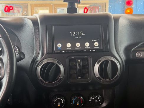 Used 2013 Jeep Wrangler Unlimited Sport AWD/4WD image 17