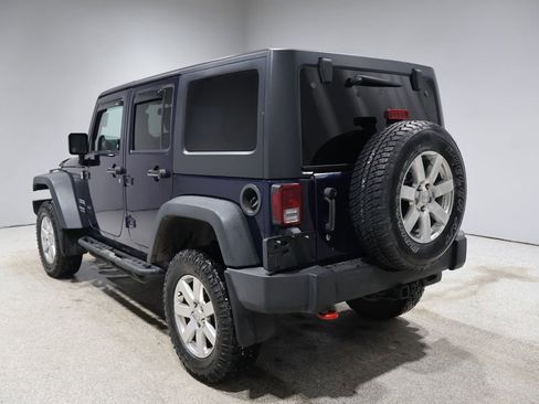 Used 2013 Jeep Wrangler Unlimited Sport image 5