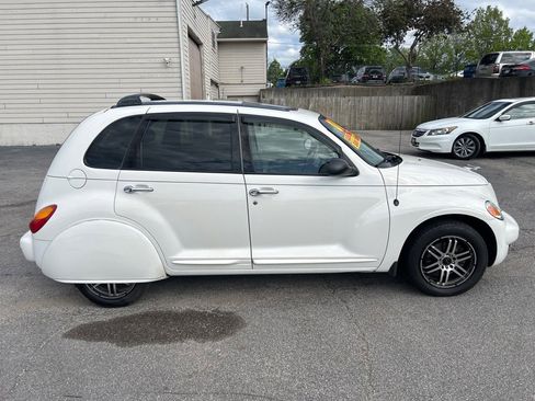 Used 2001 Chrysler PT Cruiser FWD image 5