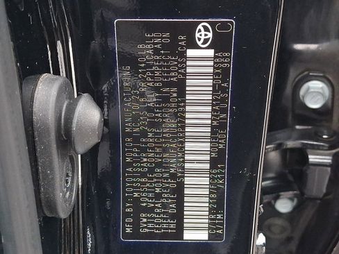 Used 2024 Toyota Corolla SE w/ SE Convenience Package image 27