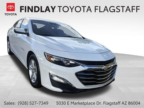 Used 2024 Chevrolet Malibu LT image 1