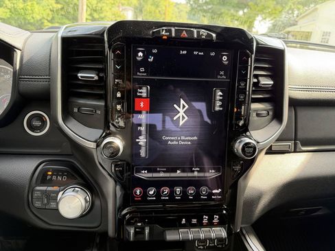 Used 2020 RAM 1500 Laramie AWD/4WD image 31
