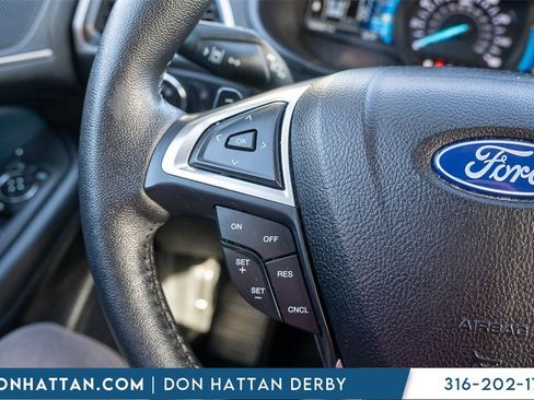 Used 2022 Ford Edge SEL w/ Sport Appearance Package image 11
