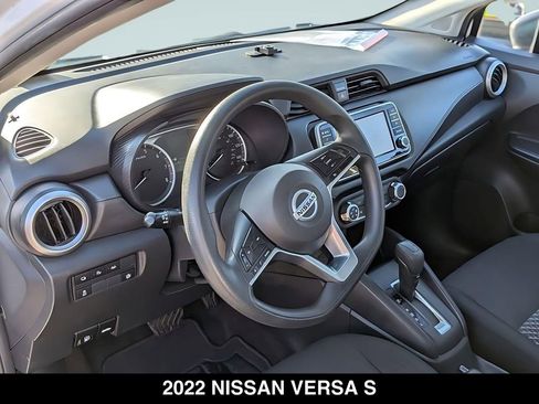 Used 2022 Nissan Versa S w/ Trunk Package FWD image 10