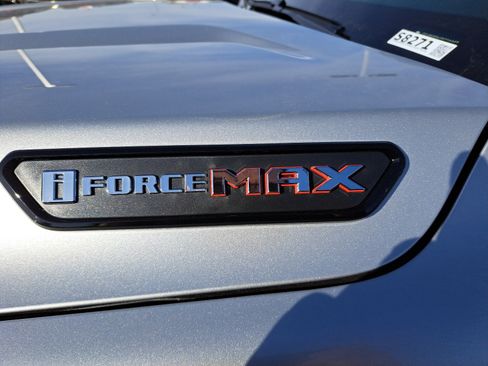 New 2025 Toyota 4Runner 4WD image 11