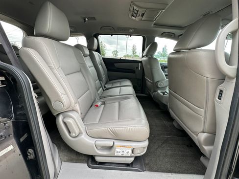 Used 2015 Honda Odyssey Touring image 19