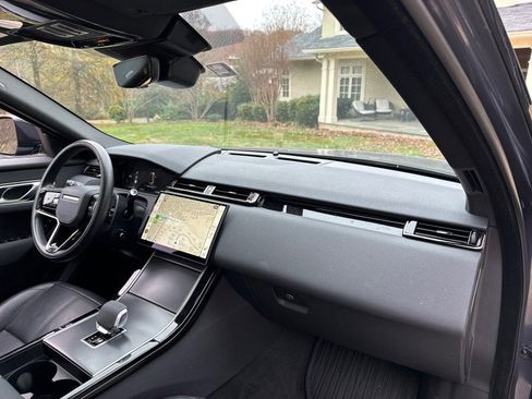 Used 2024 Land Rover Range Rover Velar Dynamic SE image 32