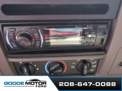 Used 1999 Ford F250 Lariat image 29