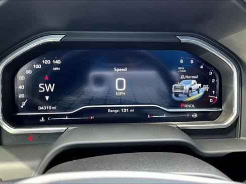 Used 2024 GMC Sierra 2500 AT4X image 28