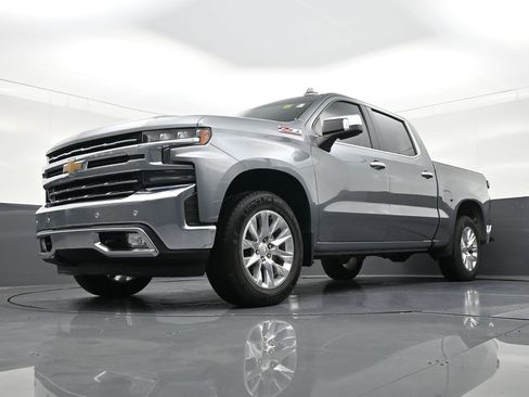 Used 2022 Chevrolet Silverado 1500 LTZ w/ Z71 Off-Road Package image 23