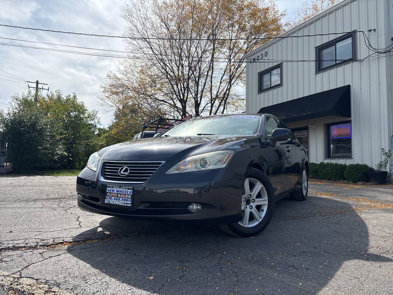 Used 2007 Lexus ES 350 w/ Premium Plus Pkg FWD image 1