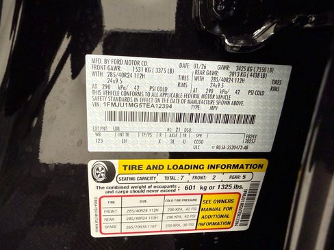 New 2026 Ford Expedition Platinum w/ Stealth Performance Package image 17