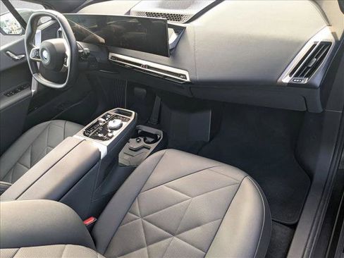 Certified 2023 BMW iX xDrive50 w/ Convenience Package image 22