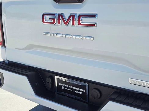 New 2026 GMC Sierra 1500 Elevation AWD/4WD image 13