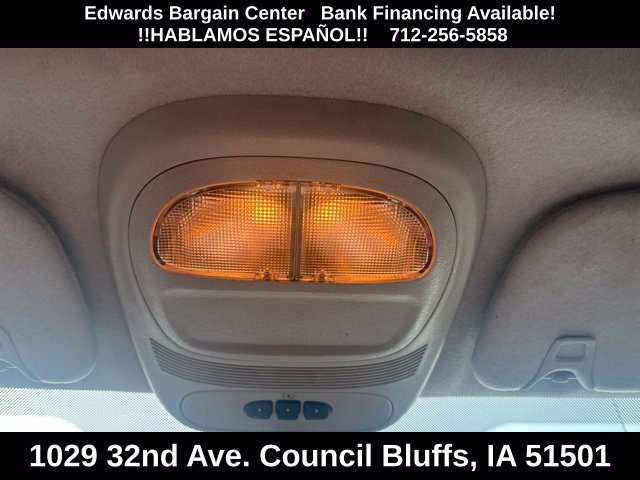 Used 2008 GMC Envoy SLT AWD/4WD image 16