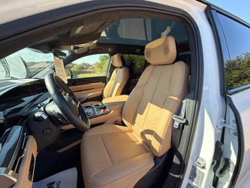 Used 2025 Cadillac Escalade IQ Sport 2 AWD/4WD image 22