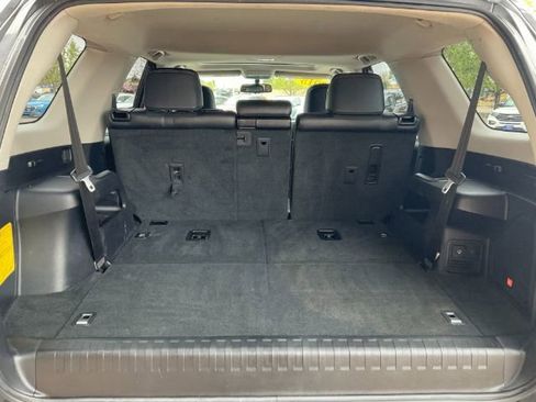 Used 2015 Toyota 4Runner Limited AWD/4WD image 10