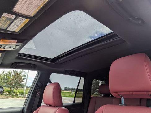 Used 2023 Lexus GX 460 Premium w/ Premium Package AWD/4WD image 19