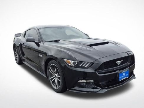 Used 2016 Ford Mustang GT Premium w/ Equipment Group 401A RWD image 3