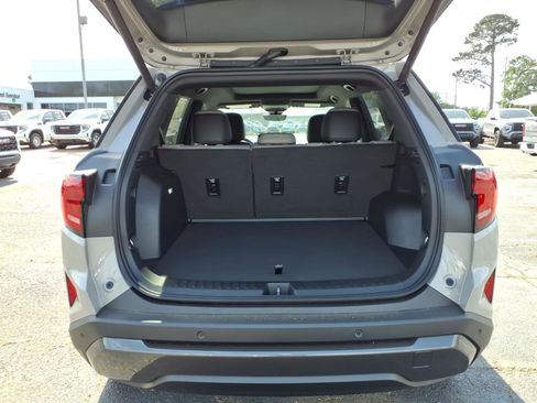 New 2026 GMC Terrain Elevation w/ Elevation Premium Package image 5