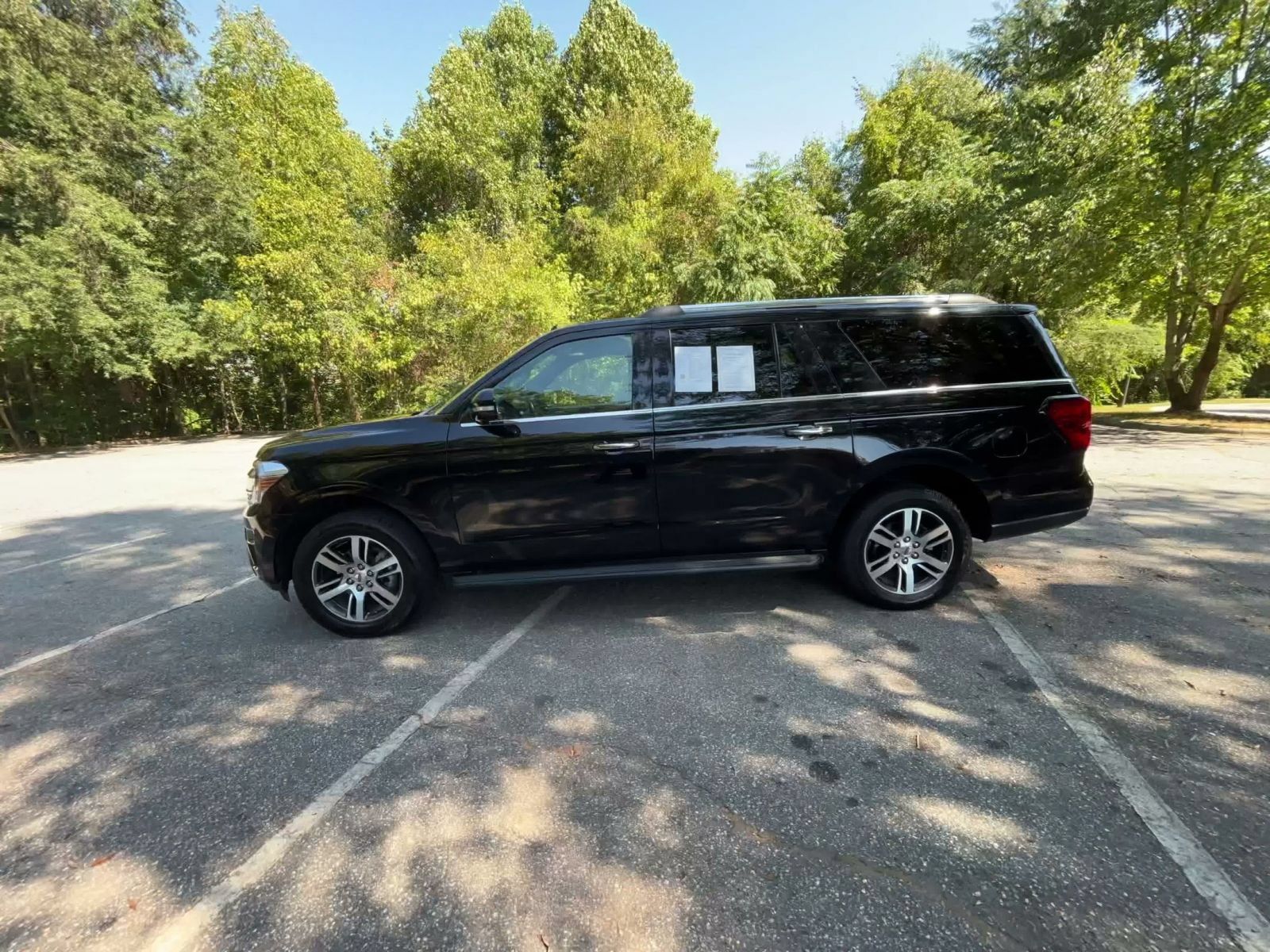 Used 2024 Ford Expedition Max Limited AWD/4WD image 7