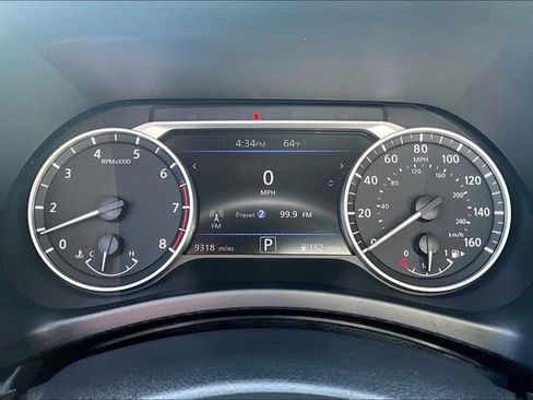 Certified 2024 Nissan Sentra SR FWD image 12