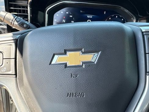 Used 2024 Chevrolet Silverado 1500 LT AWD/4WD image 20