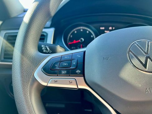 Used 2020 Volkswagen Atlas Cross Sport S image 16