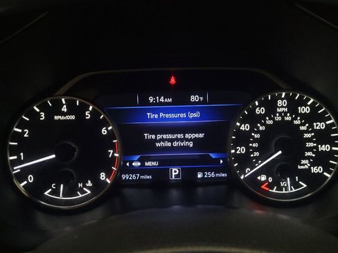 Used 2018 Nissan Murano S AWD/4WD image 23