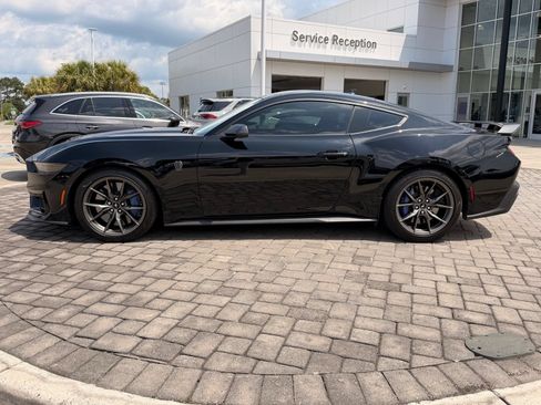 Used 2024 Ford Mustang Dark Horse RWD image 10