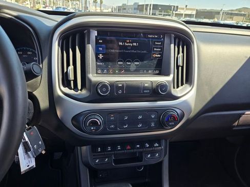 Used 2021 Chevrolet Colorado ZR2 image 19