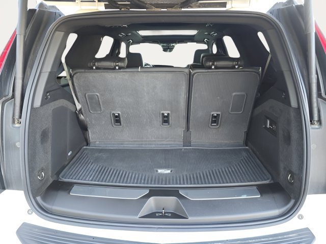 Used 2024 Cadillac Escalade Premium Luxury w/ LPO, Floor Liner Package AWD/4WD image 29