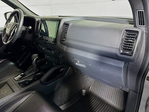 Certified 2022 Nissan Frontier PRO-4X w/ Pro-4X Premium Package AWD/4WD image 29