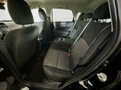 Used 2023 Mitsubishi Outlander Sport ES image 25