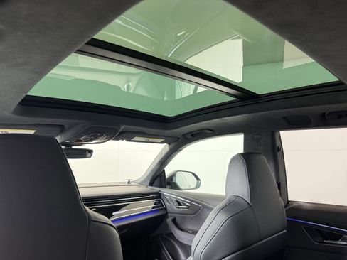 Used 2026 Audi RS Q8 performance image 15