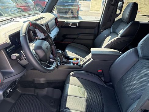 New 2025 Ford Bronco Raptor image 17