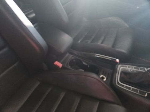 Used 2015 Volkswagen GTI SE w/ Lighting Package (SEL) image 21