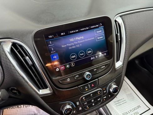 Used 2020 Chevrolet Malibu LT image 20
