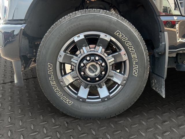 Used 2023 Ford F250 Lariat w/ Lariat Ultimate Package AWD/4WD image 27