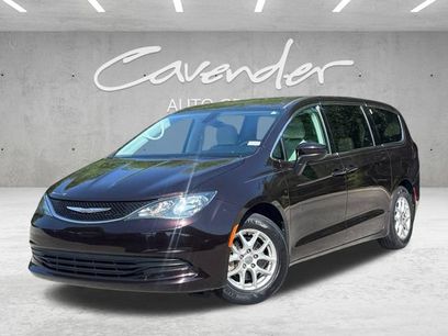 Used 2017 Chrysler Pacifica LX